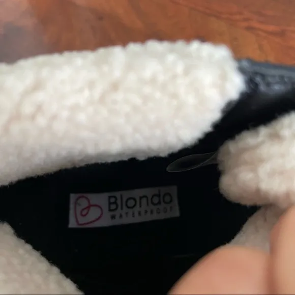 Blondo Devin Black Waterproof Snow Angle Boots/ Bootie New with Tag!