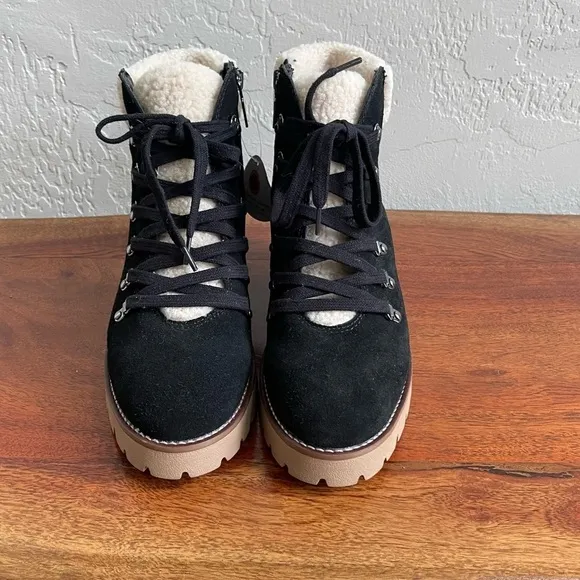 Blondo Devin Black Waterproof Snow Angle Boots/ Bootie New with Tag!