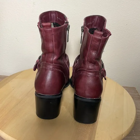 Blondo Mid Calf Chelsea Boots Burgundy Leather Buckle 7 M