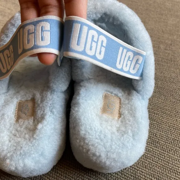 BLUE UGG FLUFF SLIDES SLIP ON SLIPPERS SHOES  7 EUC