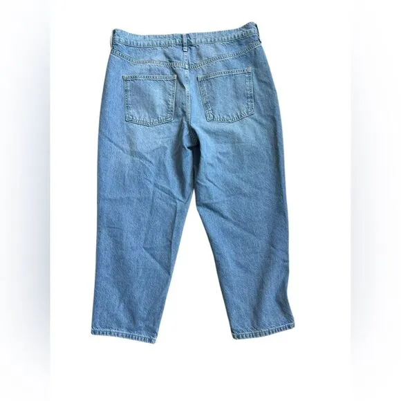 Boden Mid Rise Taper Jean size 30 light wash