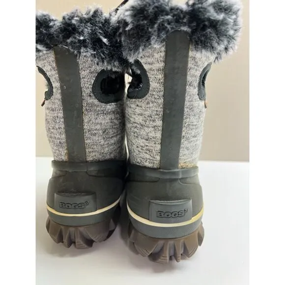 Bogs Arcata knit lined boots in green/gray. Size 7.
