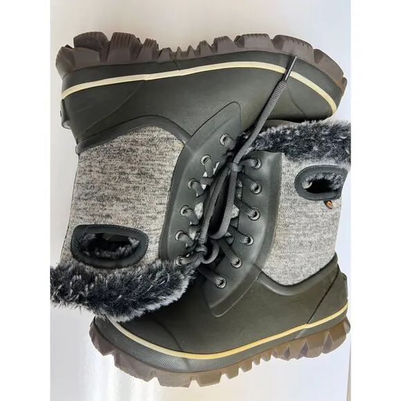 Bogs Arcata knit lined boots in green/gray. Size 7.