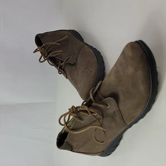 Bogs Eugene Nubuck Leather Waterproof Men's Boots