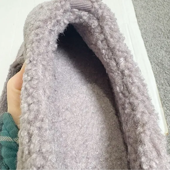 Bombas Women’s Sunday Slippers Size 7 6.5 Sherpa Dusty Purple Memory Footbed