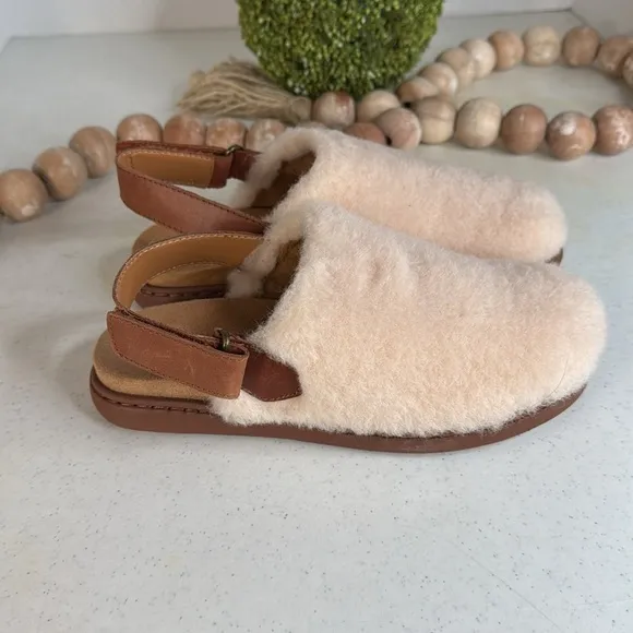 Born Kat Womens Size 7 Natural Shearling Leather Sling Back Mules Clogs Slippers