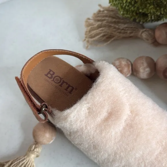 Born Kat Womens Size 7 Natural Shearling Leather Sling Back Mules Clogs Slippers