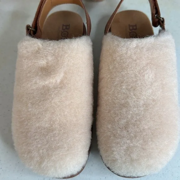 Born Kat Womens Size 7 Natural Shearling Leather Sling Back Mules Clogs Slippers