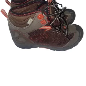 Boys Merrell Capra Mid Waterproof Hiking brown Boots size 4 youth kids 4Y