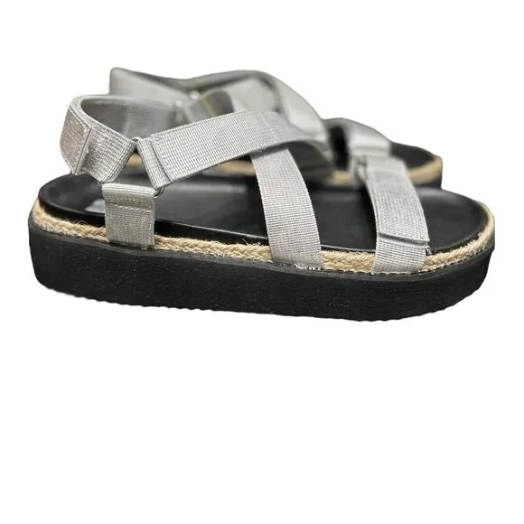 BP Gage Fab 8.5 Platform Fabric Sandals Silver Strappy Cushioned Summer Chic