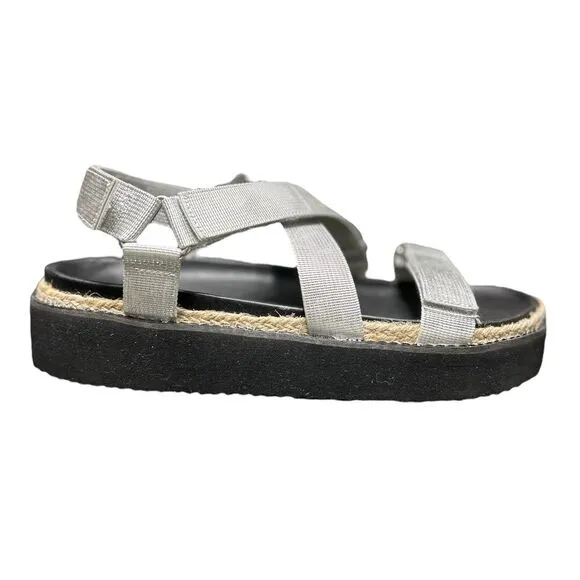 BP Gage Fab 8.5 Platform Fabric Sandals Silver Strappy Cushioned Summer Chic