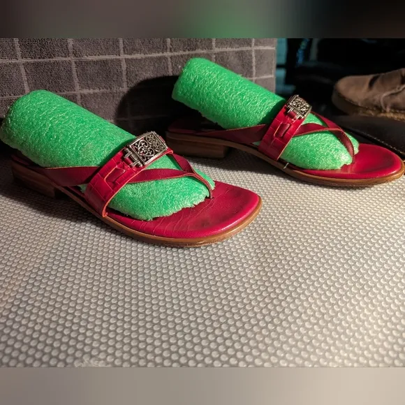 Brighton Laura 8 vintage cherry red leather thong sandals snakeskin&amp;silvertone
