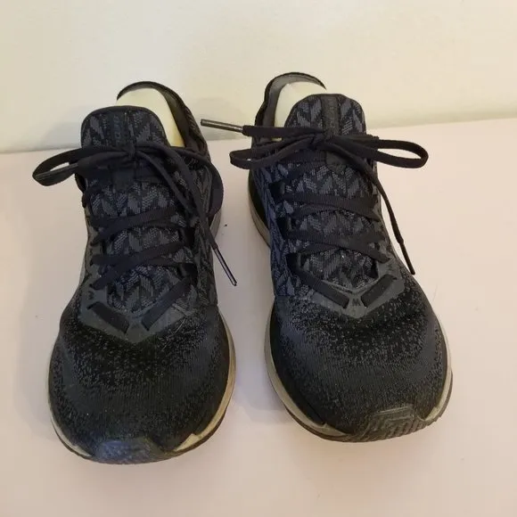 Brooks 9.5 Athletic Running Shoes BEDLAM DNA Track Cross Country Gray Black