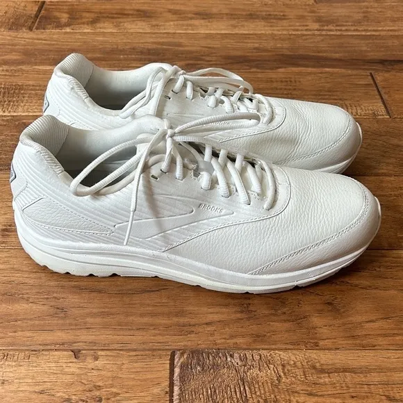 Brooks Addiction Walker 2 Walking Shoes Sneakers White / White Men’s Size 12.5 B