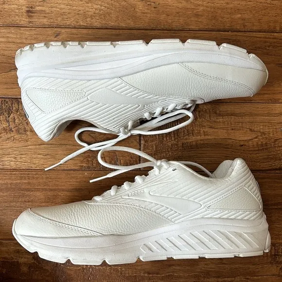 Brooks Addiction Walker 2 Walking Shoes Sneakers White / White Men’s Size 12.5 B