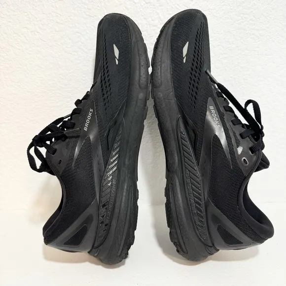 Brooks Adrenaline GTS 23 Shoes Mens US 10 Black Running Sneakers Workout 1103911