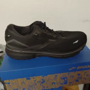 Brooks Ghost 15 Athletic Men's Black Running Shoes Size 14 Wide