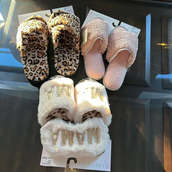 BUNDLE OF CABERNET (3) HD MEMORY FOAM SLIPPERS.
