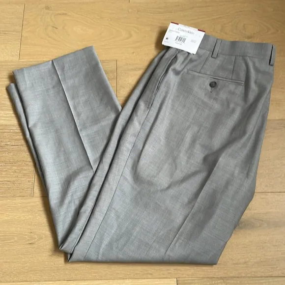 Calvin Klein Men’s Wool Stretch Slim Fit Dress Suit Pants, Light Grey, 40Wx30L
