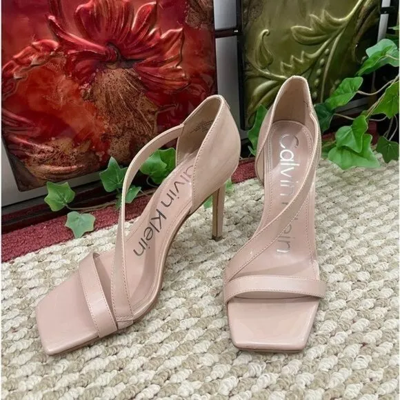 Calvin Klein Tracy Heeled Sandal in Natural 7.5