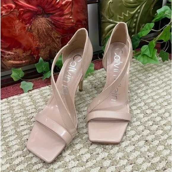 Calvin Klein Tracy Heeled Sandal in Natural 7.5