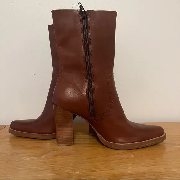 {Candie’s} Vintage Y2K Leather Mid-Calf Heeled Leather Boots