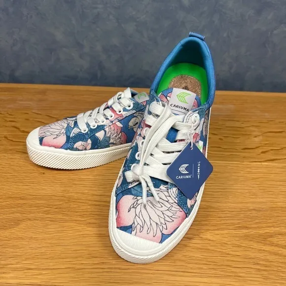 Cariuma   HOKUSAI MFA Boston OCA Low Sneakers Peonies   Canary Print Sz 9M/10.5W