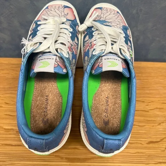 Cariuma   HOKUSAI MFA Boston OCA Low Sneakers Peonies   Canary Print Sz 9M/10.5W