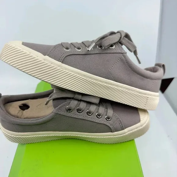 Cariuma Unisex Oca Low Sneaker Casual Shoes Lace-Up Mystic Grey Canvas Sz 4.5/6