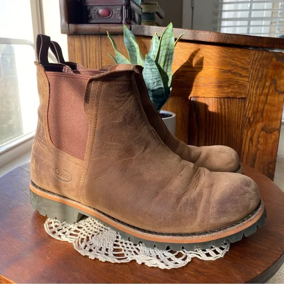 Chaco 100% Leather Waterproof Fields Chelsea Brown Boots EUC