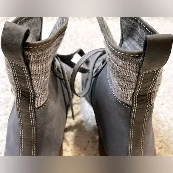 Chaco Barbary Boots - Women's