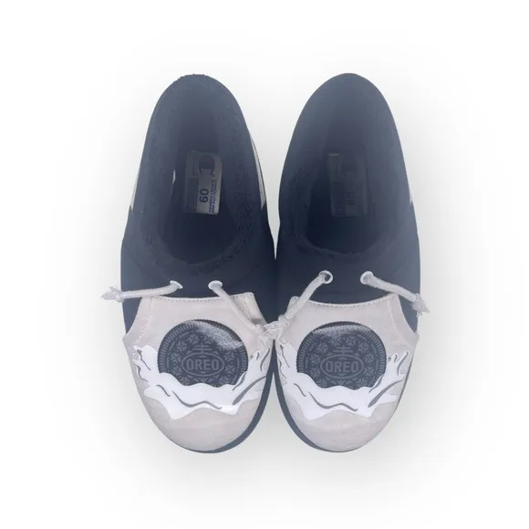 Champion x Oreo ☯︎︎ University Oreo Cookie Slippers ☯︎︎ B  W Unisex 9M 10.5 11W