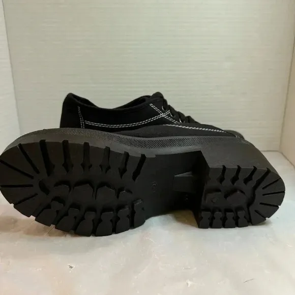 Chinese Laundry Low Top Fashion Sneakers