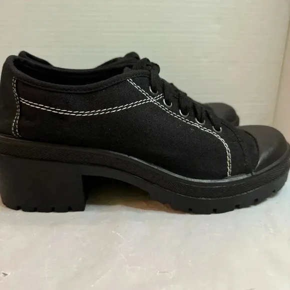 Chinese Laundry Low Top Fashion Sneakers