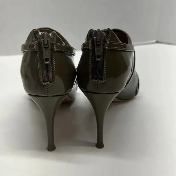 Chloe Ankle Heeled Boots Booties Boot Patent Leather Olive Green Size EU 37 US 7