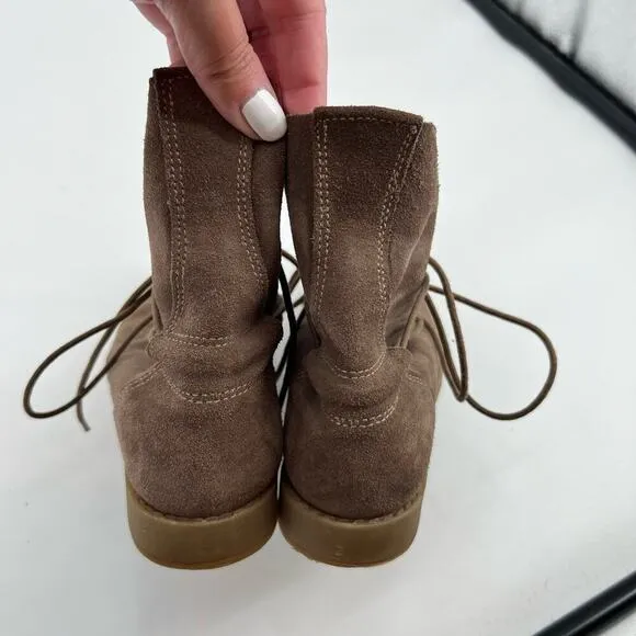 Chocolat Blu Teina Taupe tan Suede Flat Desert chukka Lace Up Boots size 37 / 7