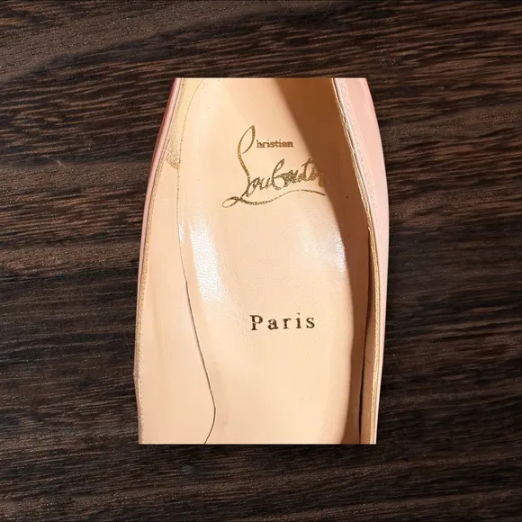 Christian Louboutin Nude Peep Toe Patent Leather High Heel 39.5