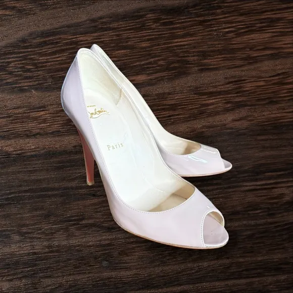 Christian Louboutin Nude Peep Toe Patent Leather High Heel 39.5