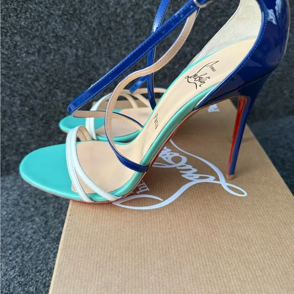 Christian Louboutin Women's Blue and White Sandals Gwynitta 100  Gomme/Patent