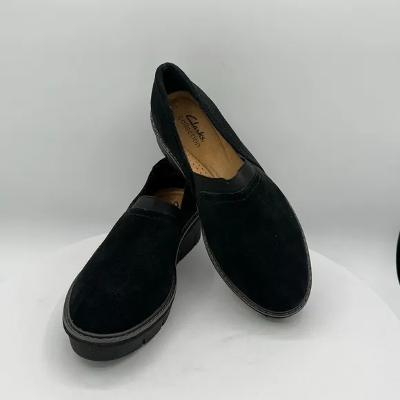 CLARKS AIRABELL MID LOAFER WOMENS BLACK SUEDE  SIZE 8 WIDE  NEW!!!!!!