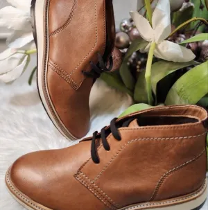 Clarks Boots Chantry Mid  Mens Tan Leather Lace Up Chukkas Boots Sz9.5 new