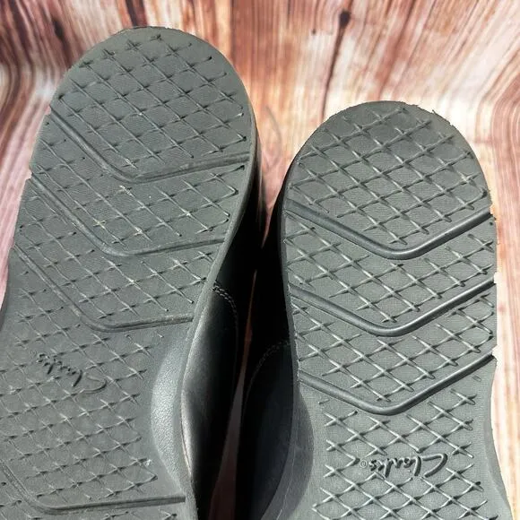 Clarks Collection FOLCROFT Mens Size 12 Black Leather Mid Chukka Boots Shoes