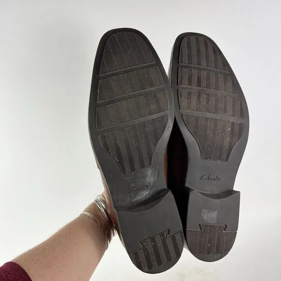 Clarks Tilden Shoes Men's 9.5 Dark Tan Leather Comfort Slip-On Dress Formal