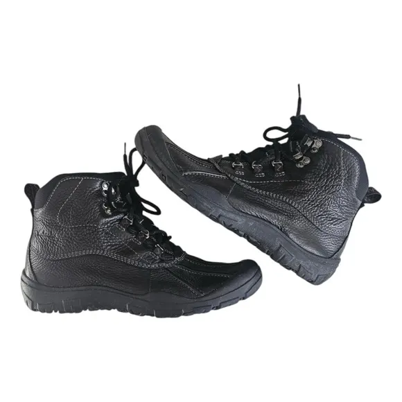 Clarks Waterproof Boots Men’s Size 10 M Duck Boot
