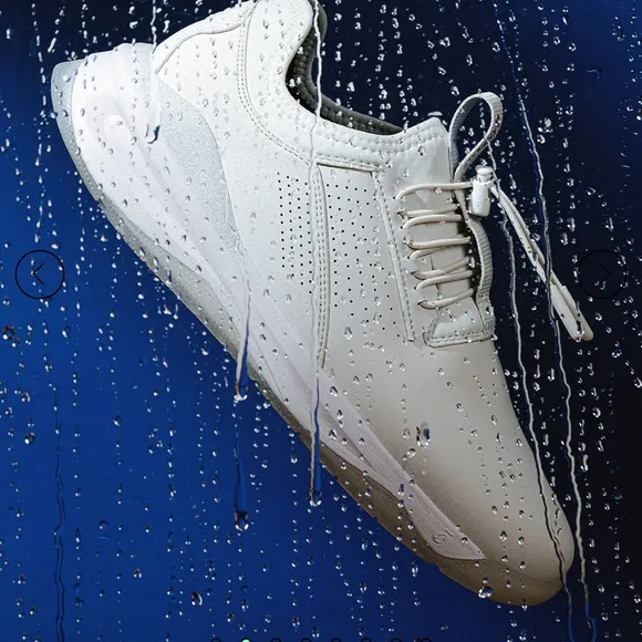 CLOVE NURSE SHOES new  Brilliant white size Women 8.5