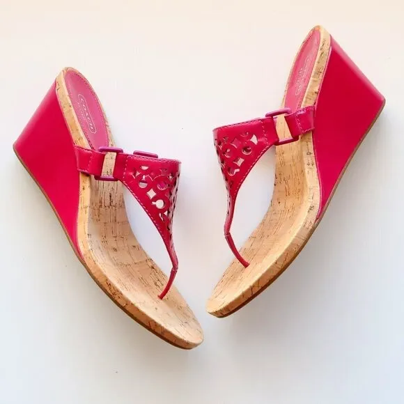 Coach Brookk Fuchsia Pink Patent Leather Thong Slip On Wedge Heel Mule Sandals