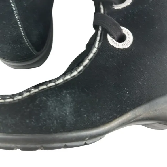 Cole Haan boots Black Suede Waterproof Lace Up winter Boots moccasin Size 7