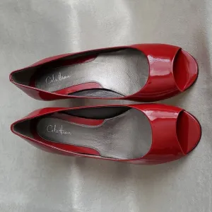 COLE HAAN NIKE AIR Cherry Red Patent Leather Peep Toe Wedge Shoes (SIZE: 8B)