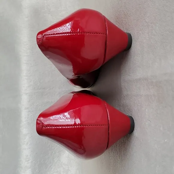 COLE HAAN NIKE AIR Cherry Red Patent Leather Peep Toe Wedge Shoes (SIZE: 8B)