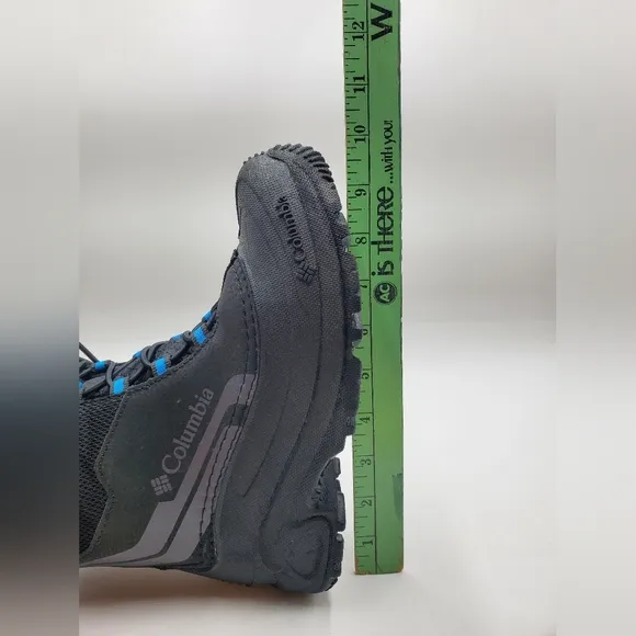 Columbia Omni-Heat Waterproof 400 Grams Winter Boots Thinsulate Youth Size 4